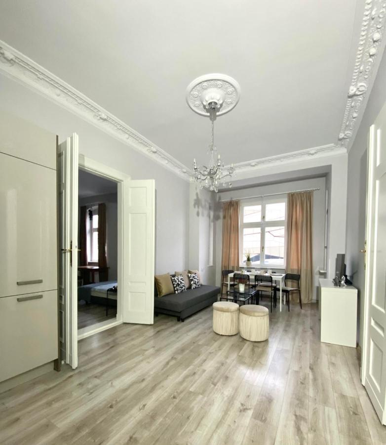 Crystal Sw. Marcin Poznan Daire Dış mekan fotoğraf